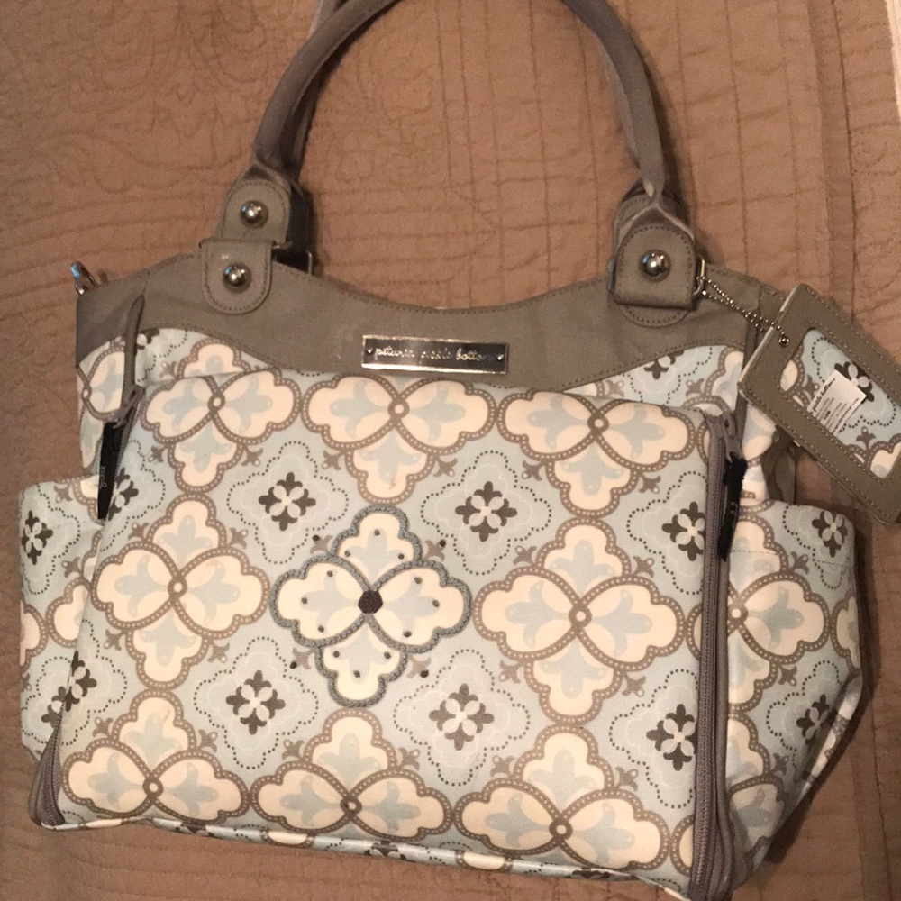 Petunia Pickle Bottom City Carry All in Blue